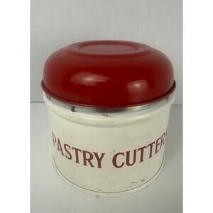 Vintage 1950 Tala Red & White Enameled Tin Box 4 Nesting Pastry Cutters Set